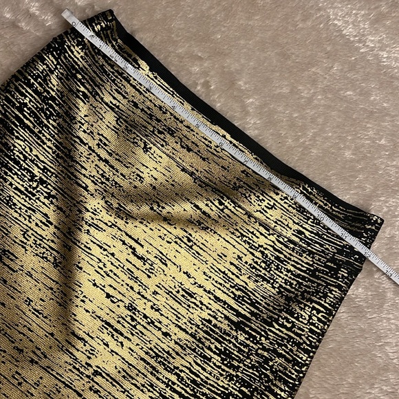 BCBG MAX AZRIA Silvie Gold Combo Bandage Skirt - Picture 8 of 9